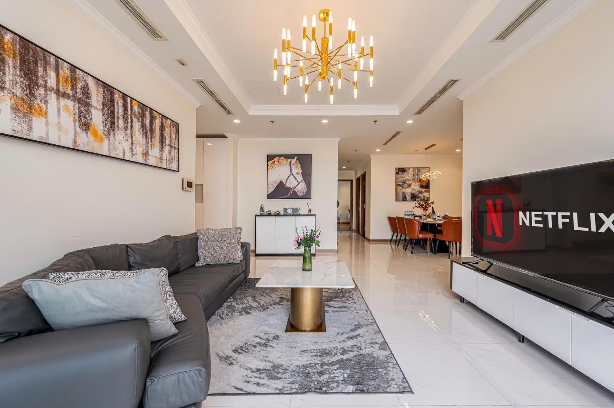 Luxury Apartment At Vinhomes Central Park Ho-Chi-Minh-Stadt Exterior foto